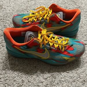 Nike Kobe 8 Protro “Venice Beach” Sneakers 555035-002 size 9.5 Men’s